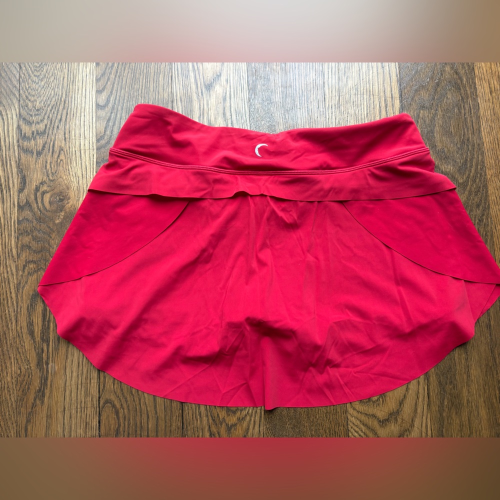 Zyia woman’s red skort - Picture 2 of 4